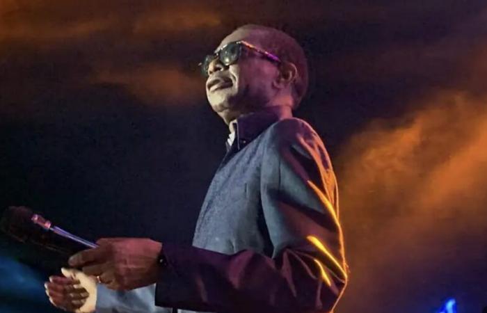 Youssou Ndour pays tribute to his wife during the Grand Ball in Gambia