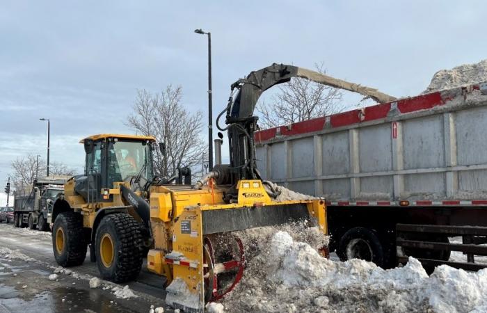 Time for the second snow loading operation for winter 2024-2025 in Montreal