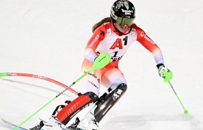 Fantastic Swiss double! Camille Rast wins ahead of Wendy Holdener – rts.ch