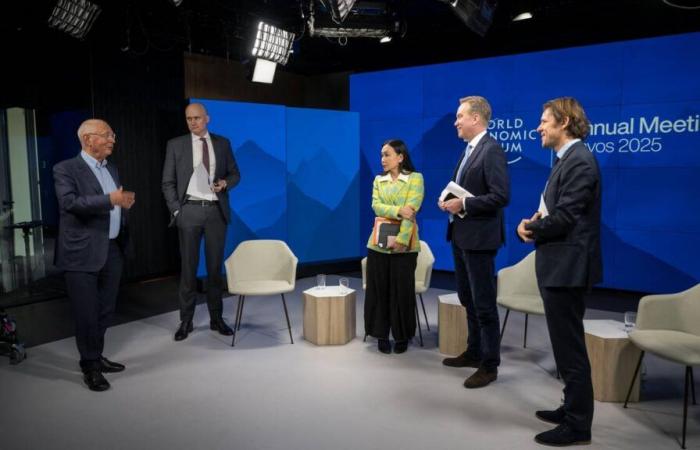 Trump (remote), von der Leyen, Zelensky, Milei: here is the poster for the World Economic Forum in Davos, under the sign of AI