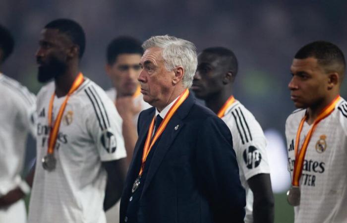 the Merengue locker room would be angry with Ancelotti after the humiliation against Barça, it's tense for the “Mister”