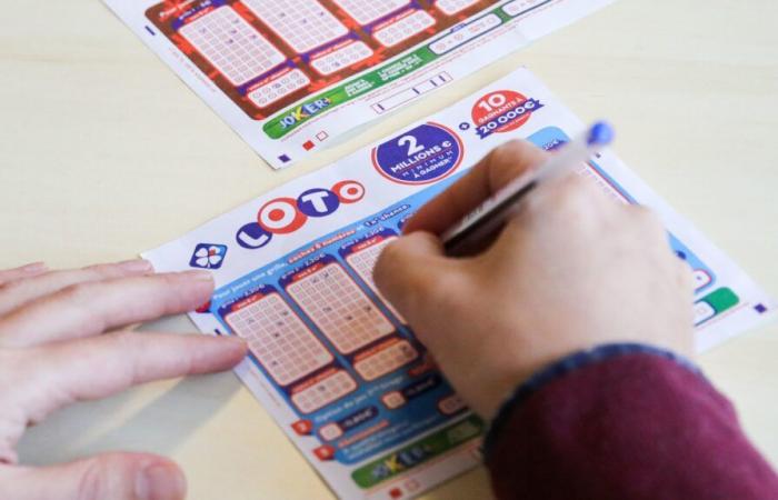 he wins 20 million euros in the Christmas Loto