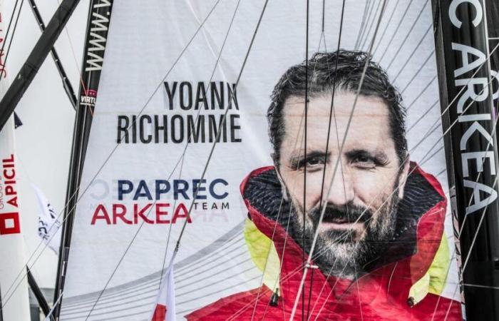 when will Yoann Richomme cross the finish line?