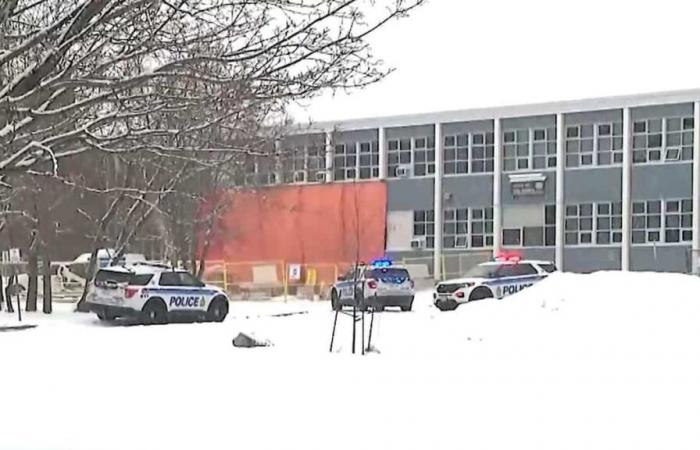 Ottawa high school placed on lockdown: two people seriously injured in attack with sharp weapon