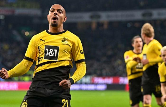 Germany: Dortmund’s Donyell Malen moves to the Premier League