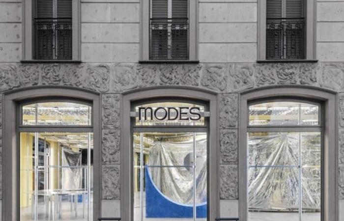 The Italian concept store Modes has closed its Parisian flagship