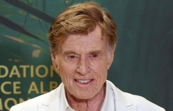 Was an Oscar belonging to Robert Redford found in the rubble of his residence?