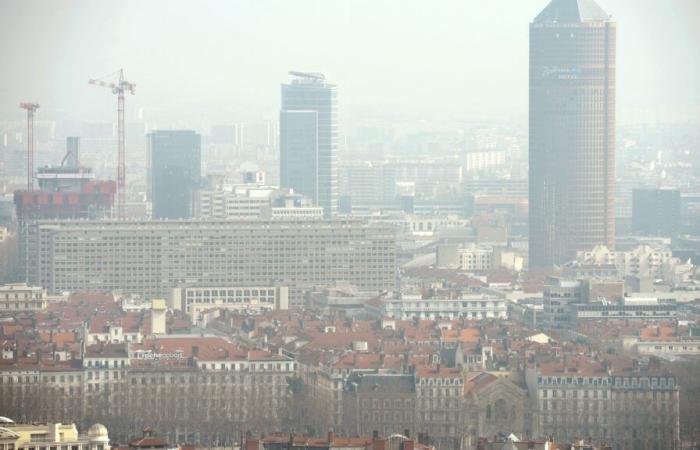 An ongoing episode of air pollution in the Lyon metropolis and northern Isère