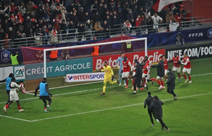 The Stade de Reims finds a little smile by eliminating Monaco in the cup • Sport Club