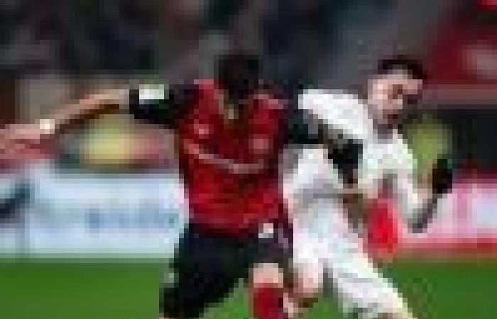 Bundesliga: Bayer sticks with Bayern