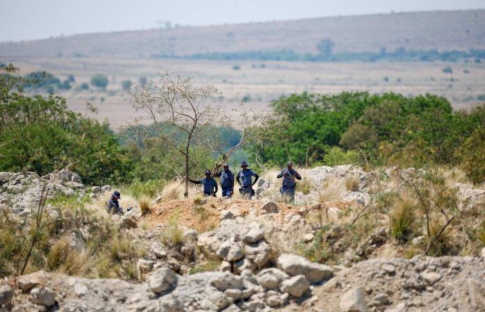 60 bodies extracted in two days from an abandoned gold mine in South Africa: