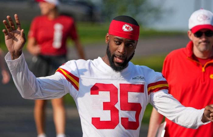 CB Jaylen Watson Making Progress Ahead of Wild-Card Weekend