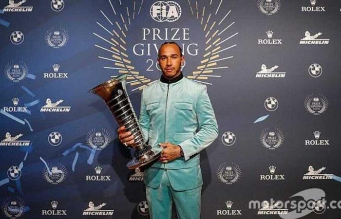 F1 champion Lewis Hamilton set to change his name