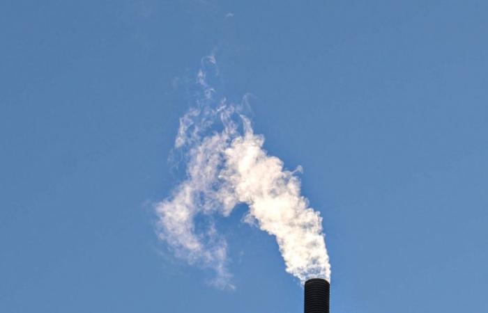 the Oise department also placed on pollution alert, after the Nord and Pas-de-Calais