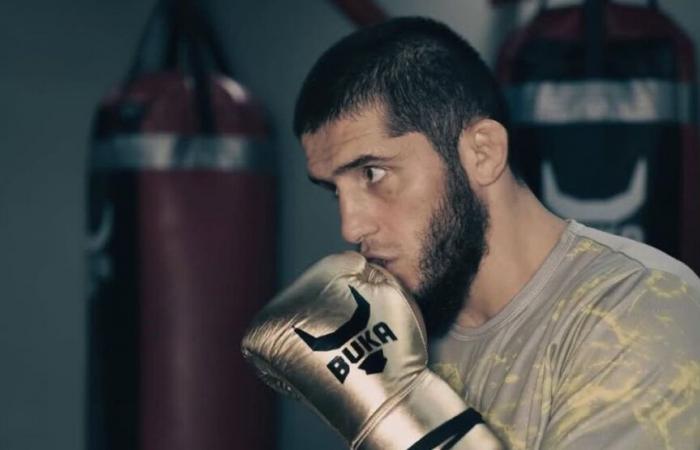 Islam Makhachev could enter lightweight GOAT debate if he beats Arman Tsarukyan according to this veteran