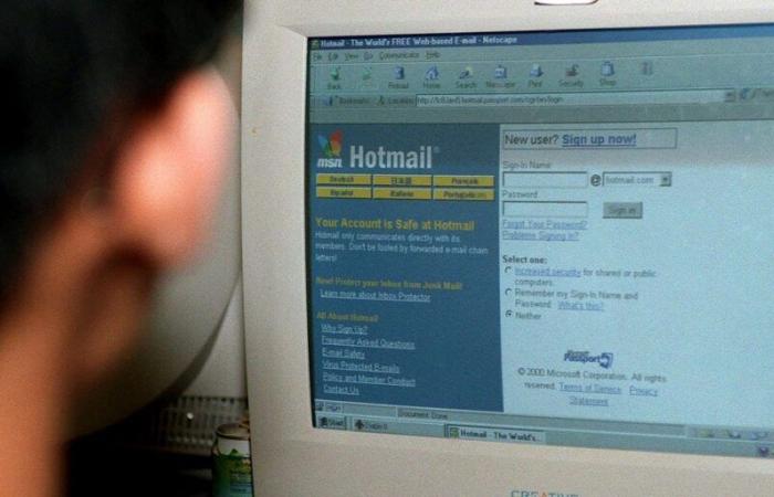 What Happened to Hotmail, Microsoft’s Old Email Platform