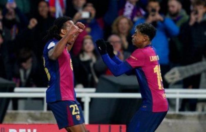 Koundé scorer, Barça in demonstration