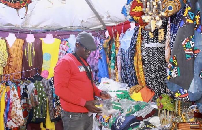 Dakar: a monument for local commerce, we had to think about it