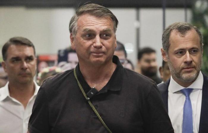 Still deprived of a passport, Jair Bolsonaro will miss Donald Trump's inauguration