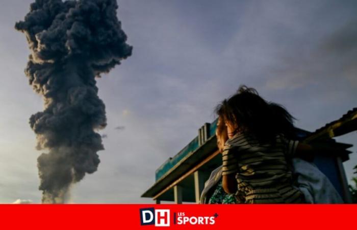 Volcano eruption in Indonesia: thousands of evacuations underway