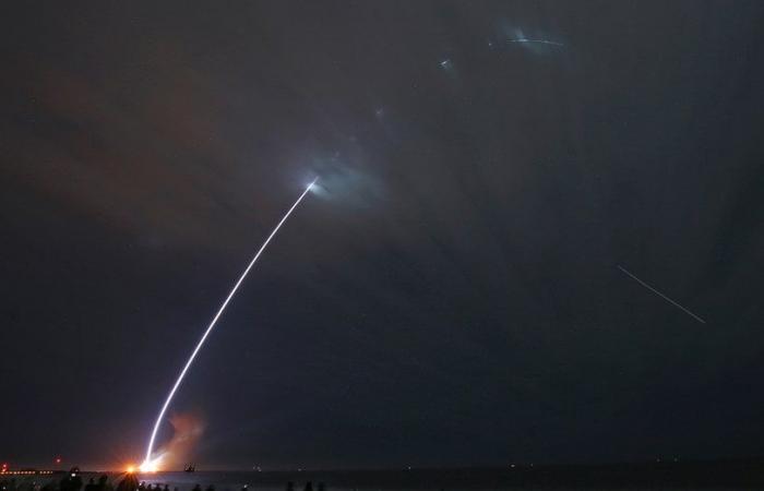 Blue Origin rocket the new glenn lifts off on first flight