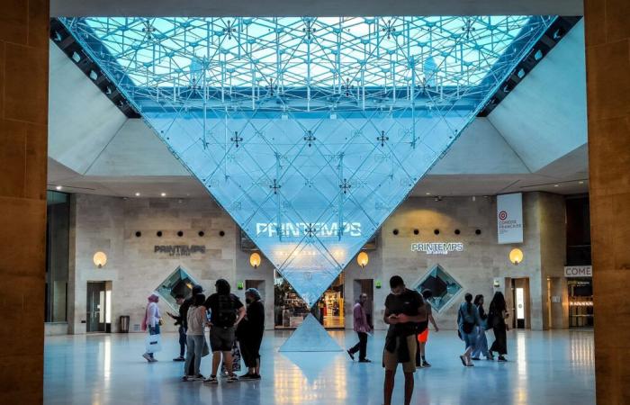 Art Shopping 2025: the spring edition of the contemporary art fair at the Carrousel du Louvre