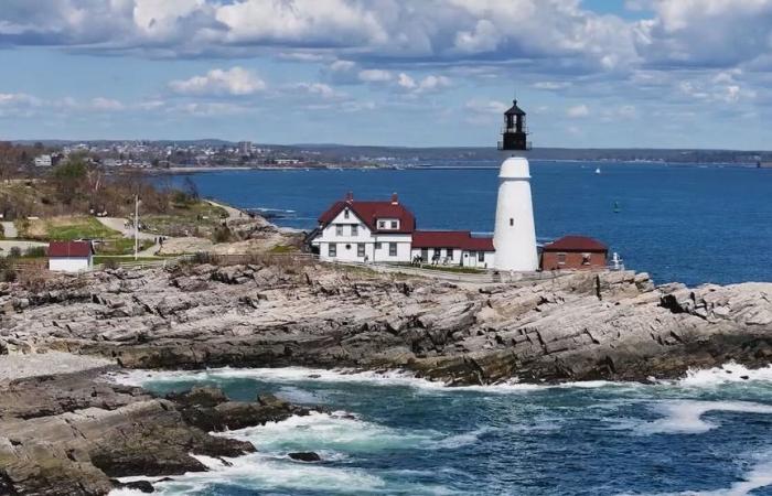 Maine lighthouses named to environmental watch list