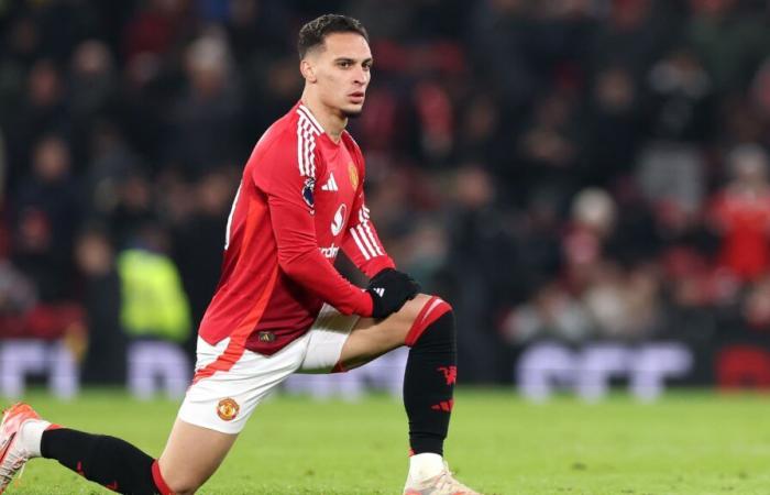 ‘Absolutely horrific’ – Antony dubbed the ‘worst signing of all time’ after Man Utd’s £85m flop misses from two yards against Southampton