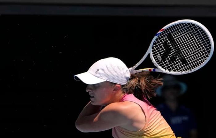 Iga Swiatek begins third round match against Emma Raducanu at Australian Open – Open 6ème Sens