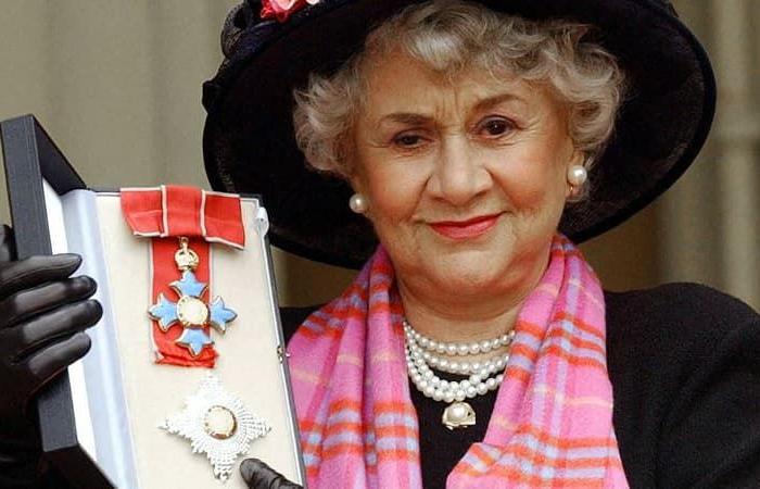 Death of Joan Plowright, British actress seen in “The Spiderwick Chronicles” and “101 Dalmatians”