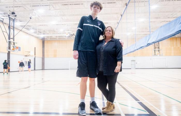 Jérémy Gohier, 7 feet 3 inches at 14 years old | “I see myself making the big league”