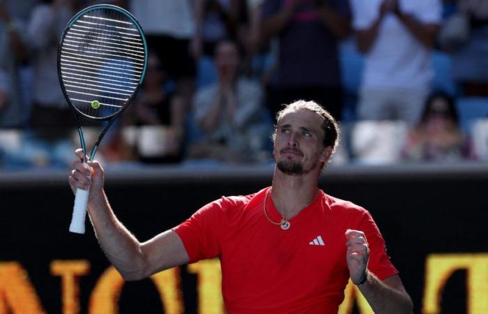 Zverev beats Fearnley to advance to Australian Open round of 16