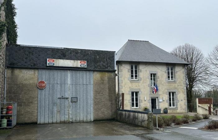 Côtes-d’Armor. This town buys an old garage to house its small market