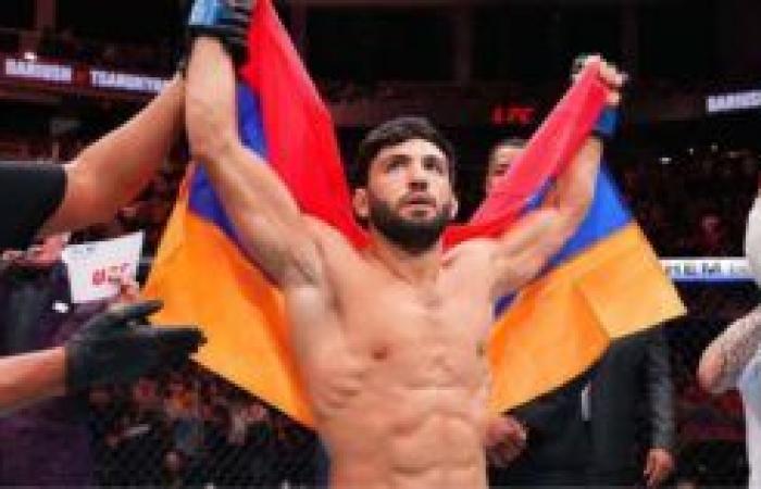 The fight between Arman Tsaroukyan (Armenia) and Islam Makhachev (Russia) due to the Armenian's back injury – Armenia News Online