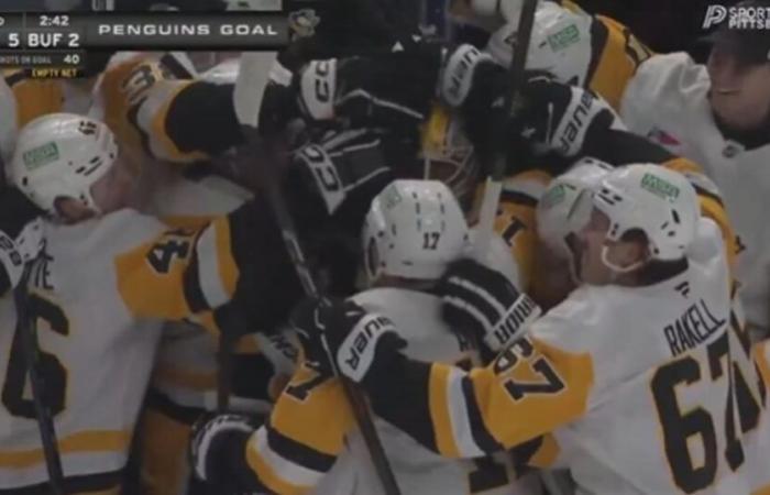 Penguins goalie Alex Nedeljkovic scores a goal!