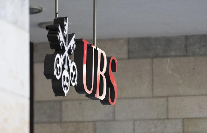 UBS puts its mark on the headquarters of the late Credit Suisse