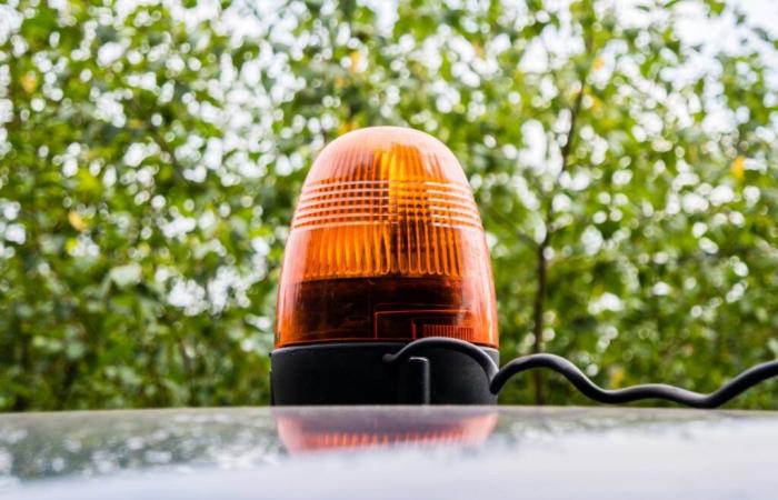 Why will you soon have to have an orange rotating light in your car?