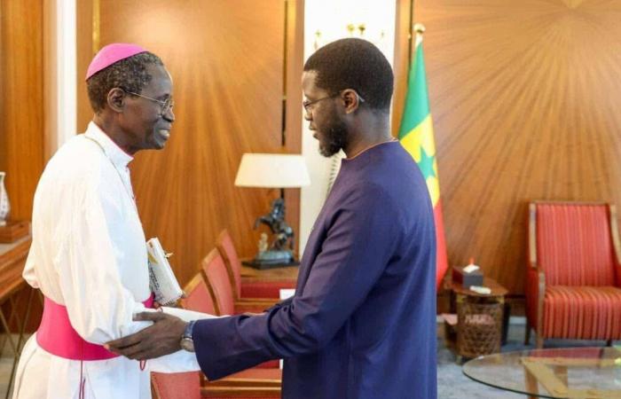 Palace: The Head of State received the episcopal conference, led by Mgr Benjamin Ndiaye