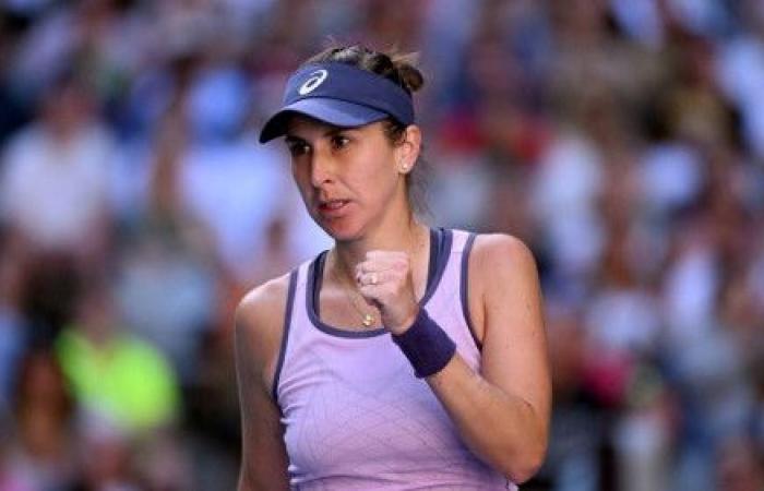 Belinda Bencic wins after Naomi Osaka forfeits