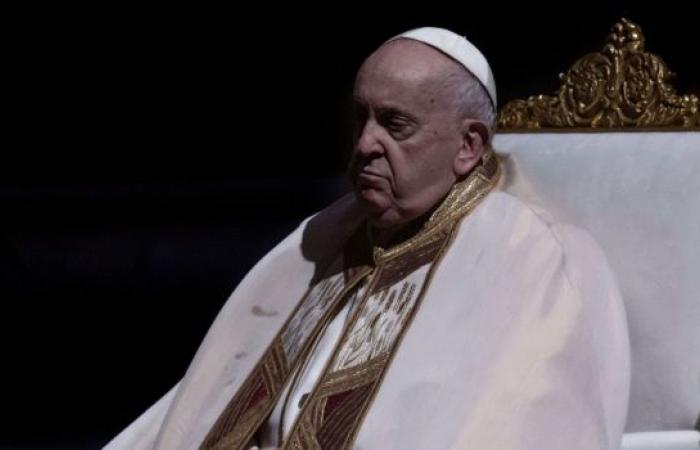 Vatican: Pope Francis injured in the arm after a fall – LINFO.re