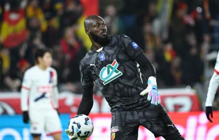 Brice Samba and Kodir Khusanov gone, Lens defense to be recomposed