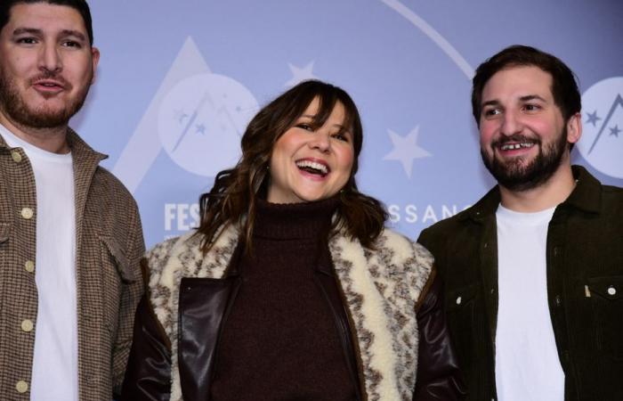 with Laura Felpin and Hakim Jemili, “L’amour c’est surcoté” conquered the audience of Alpe d’Huez