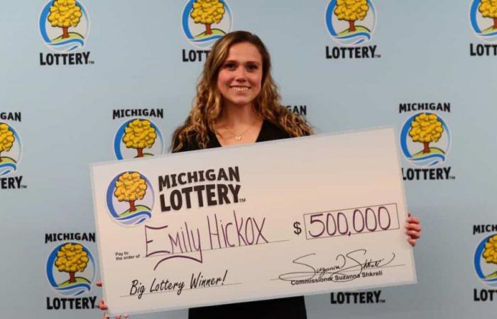 Gift exchange: she “steals” a scratch ticket and wins half a million for Christmas