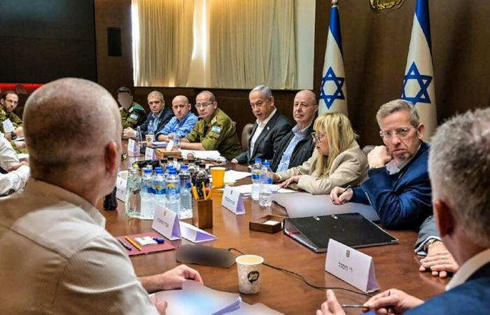 Israel endorses ceasefire agreement with Hamas