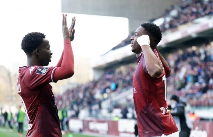 Metz wins the clash against Paris FC thanks to a double from Pape Amadou Diallo and a first goal from Idrissa Gueye