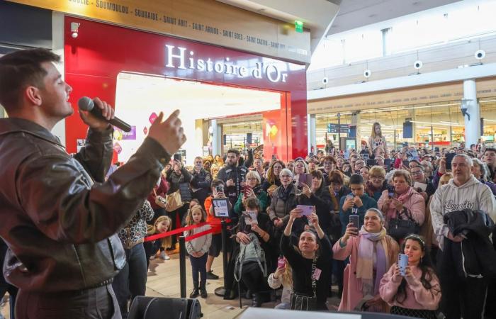 Relive Julien Lieb's signing session in the Auchan shopping arcade in Pau