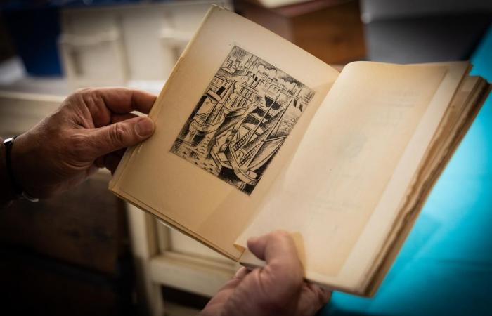 works from François Mauriac's library on sale at the Old Book Fair