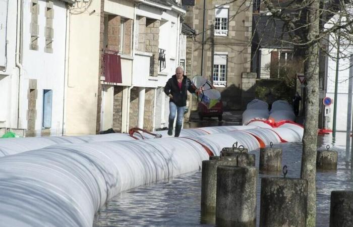 What was done in Pontivy from 2014 to avoid flooding