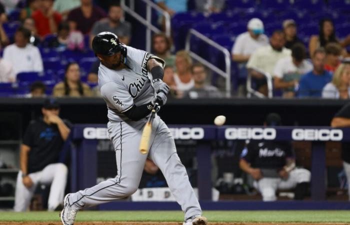 Gold Glove Victor Maldonado Seizes Chance at Redemption with San Diego Padres, Claims Place on Major League Team.