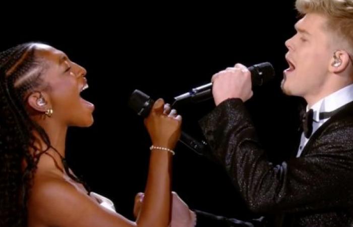 Charles returns for a sublime duet with Ebony!